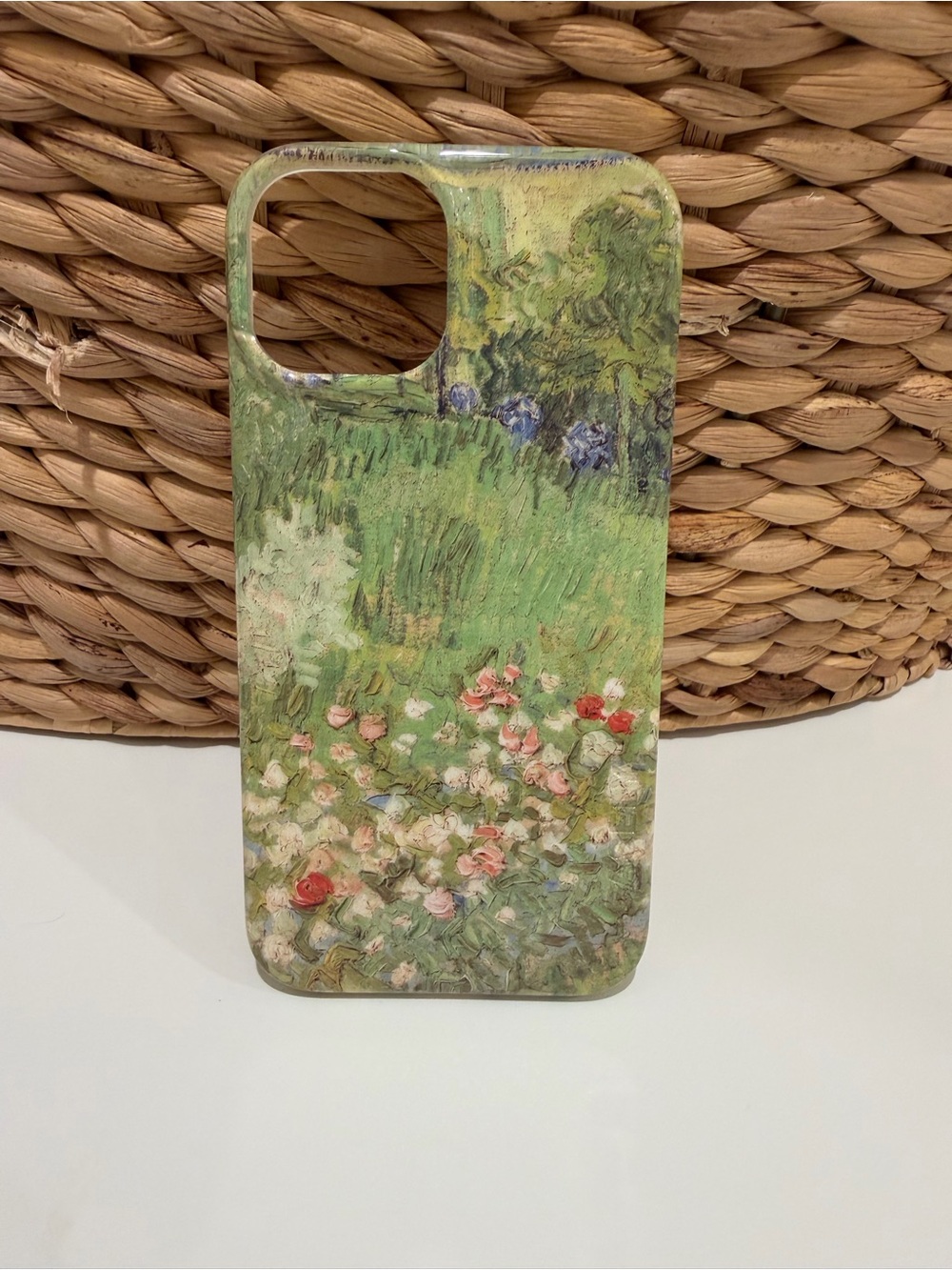 Casley Vincent's Admired
Garden
Van Gogh Museum Case iPhone 14